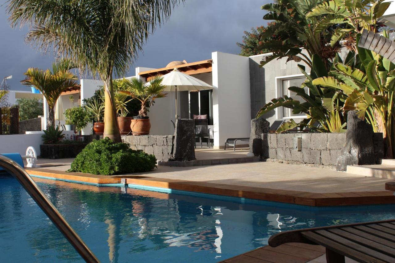 Villa Niki Mit Beheiztem Gemeinschaftspool Fuer 2 Appartments Las Breñas Exterior foto